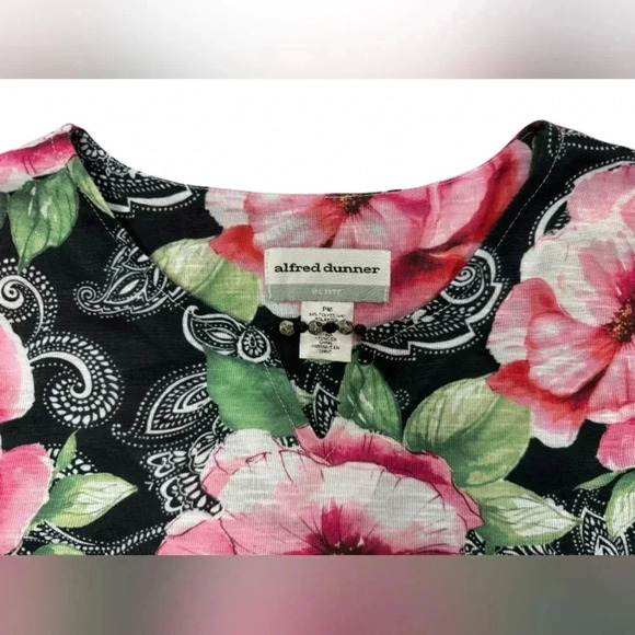 Alfred Dunner NWT Floral Quarter Sleeve Top Pink/Black/Green/White Size PM - Picture 6 of 10